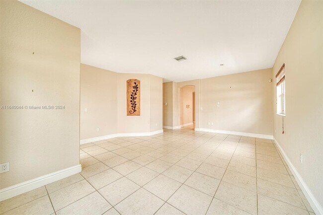 Building Photo - 16544 SW 75th Terrace