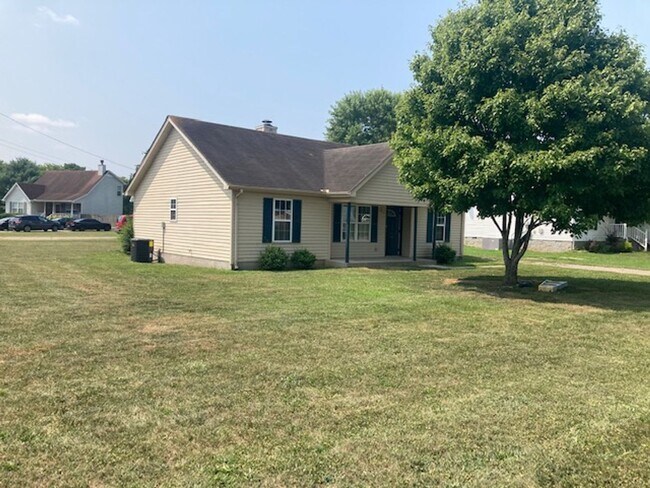 Building Photo - 704 Seaton Ct