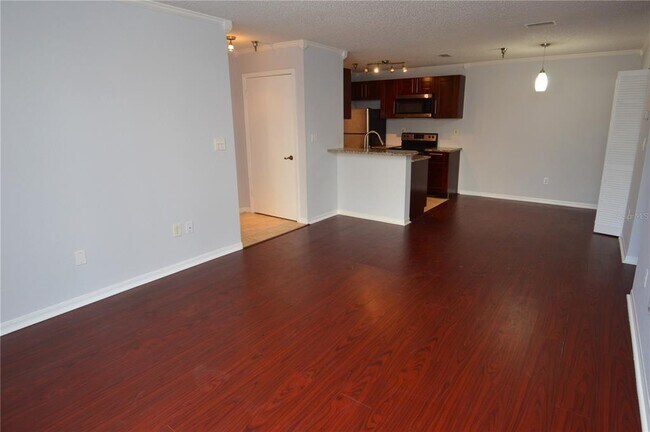 Building Photo - 10265 Gandy Blvd N