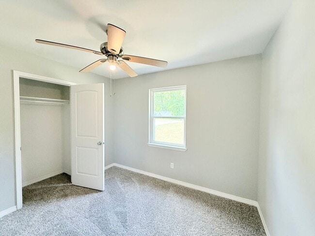 Building Photo - 6831 Saufley Pines Rd
