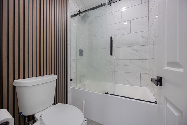 Building Photo - 11121 W Sunflower Pl