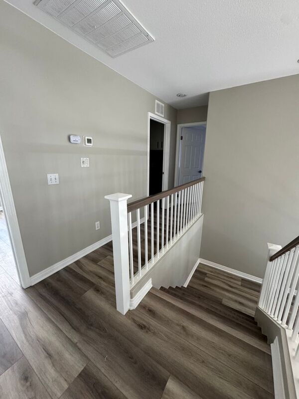 Building Photo - 40029 Lafayette Dr