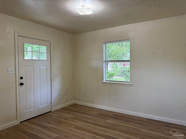 Building Photo - 1416 N 6th Ave