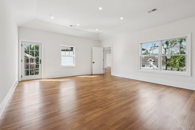 Building Photo - 15 High Point Terrace