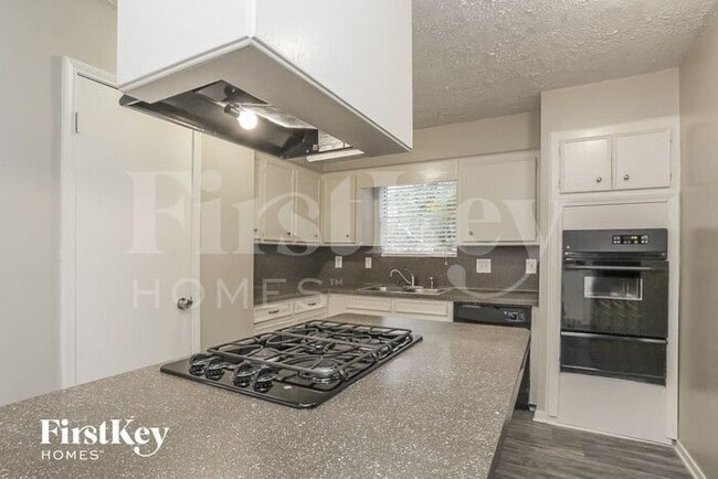 Building Photo - 22707 Earlmist Dr