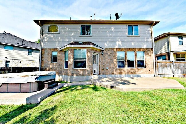Building Photo - 679 Rusk Rd