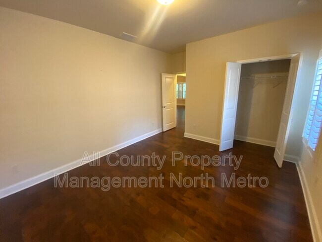 Building Photo - 4840 Amble Trace