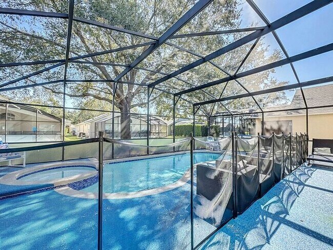 Building Photo - STUNNING Emerald Island Resort 5 bedroom 4.5 bath Luxury Home FULLY FURNISHED! 3 miles from Disney!