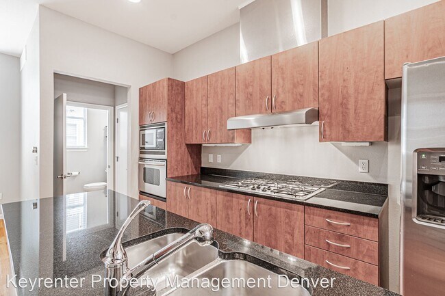 Building Photo - 2 br, 2.5 bath House - 1473 27th Street