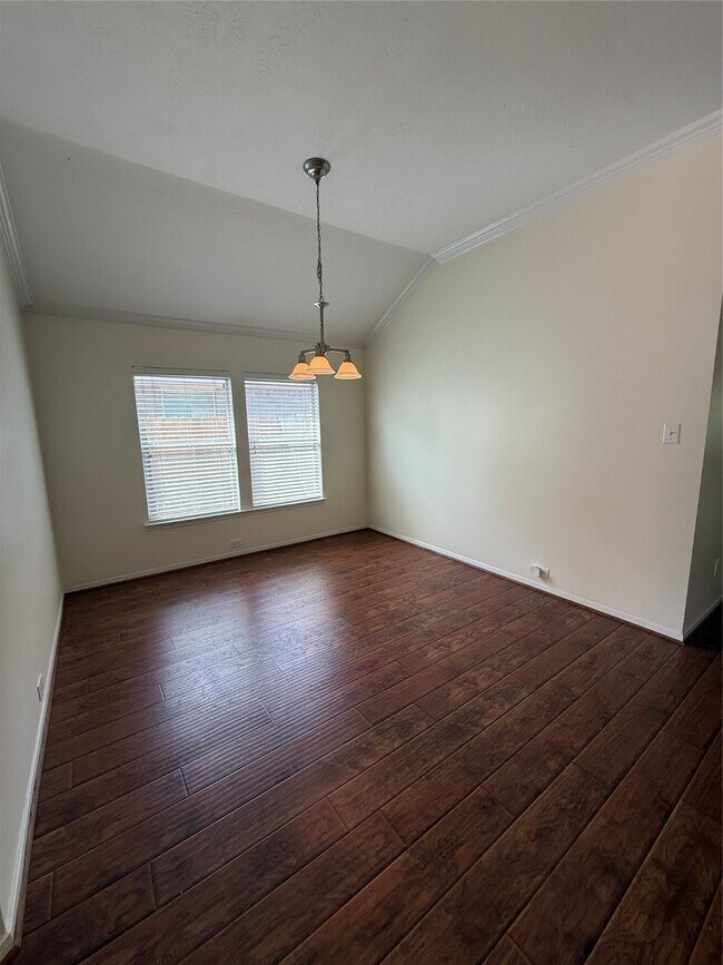 Building Photo - 1611 Mills Pass Way