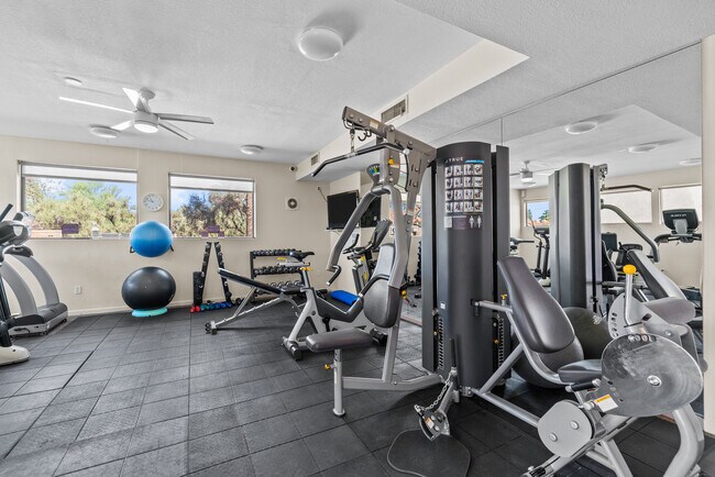 Building Photo - 9708 E Via Linda