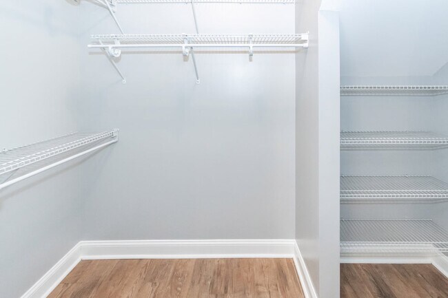 Building Photo - 3437 Fairwater Pl