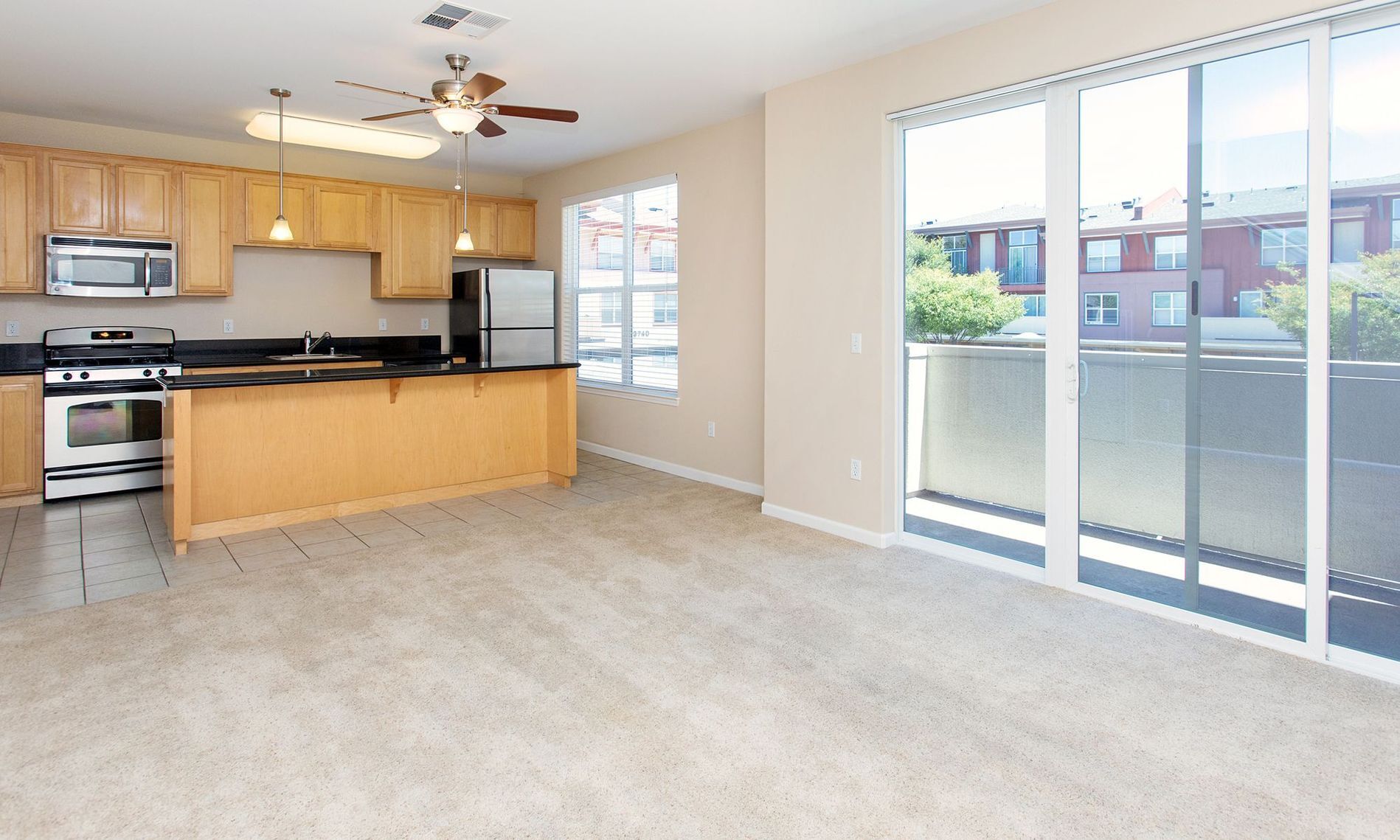 Building Photo - 3840 Martina Dr #205