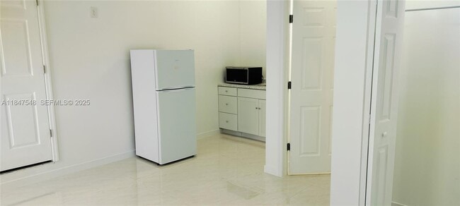 Building Photo - 14552 SW 158th Ct