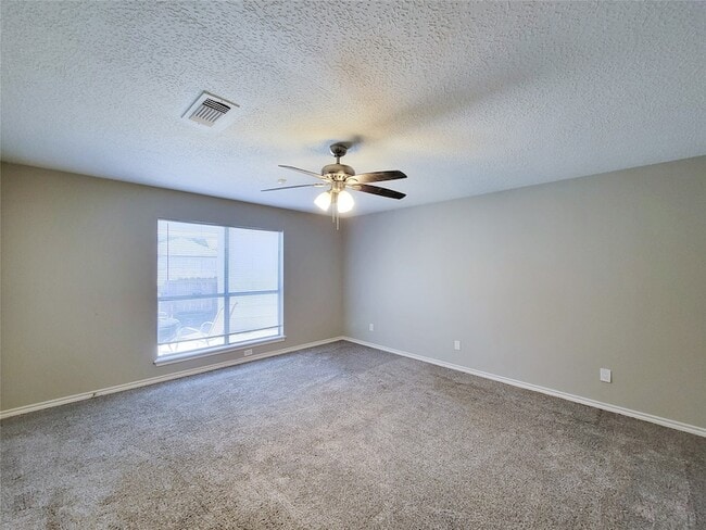 Building Photo - 6606 Brittany Park Ln