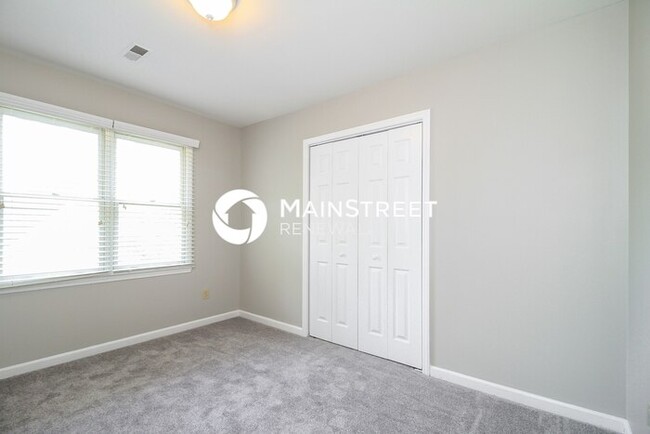 Building Photo - 1712 Carriage Cove Ln