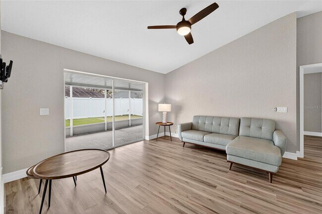 Building Photo - 523 Napa Valley Cir