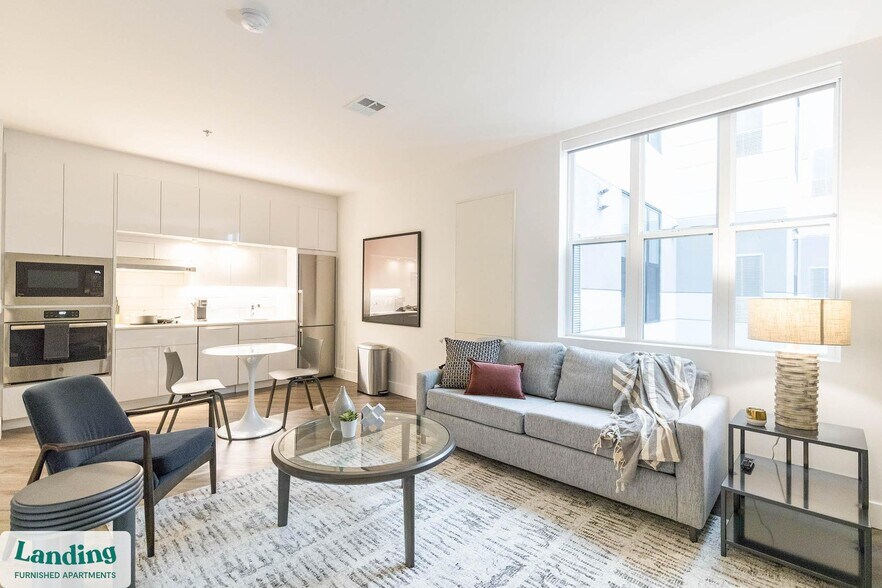 Primary Photo - 100 River Park Dr