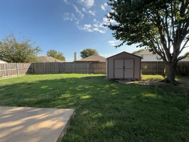 Building Photo - 3003 Elderberry Dr
