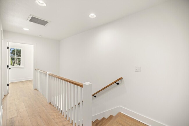 Building Photo - 1605 Beckett Blvd