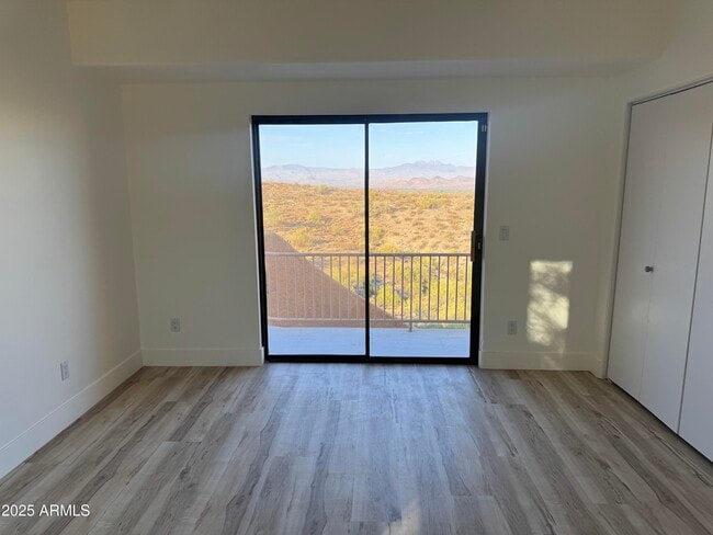 Building Photo - 15633 N Boulder Dr