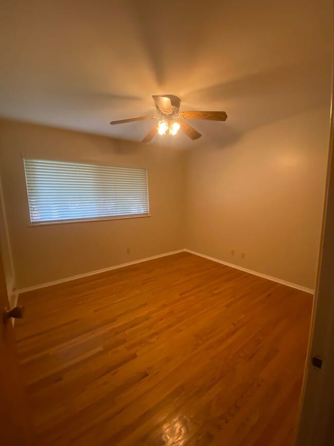 Building Photo - Pool Home in Orange for Lease