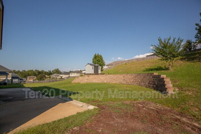 Building Photo - 2510 Ridgewood Way