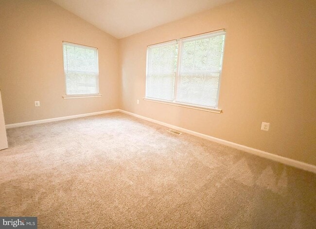 Building Photo - 15301 Waters Edge Ct