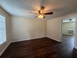 Building Photo - 203a S Randolph Ave