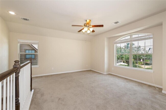 Building Photo - 17423 Waterview Dr