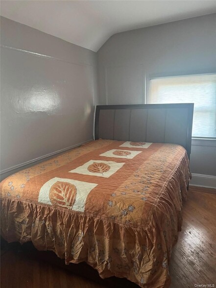 Building Photo - 127 Amherst Rd