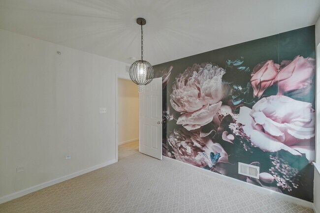 Building Photo - 3461 Eagle Ridge Dr