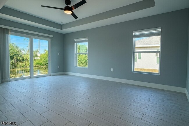 Building Photo - 402 NE 31st Terrace
