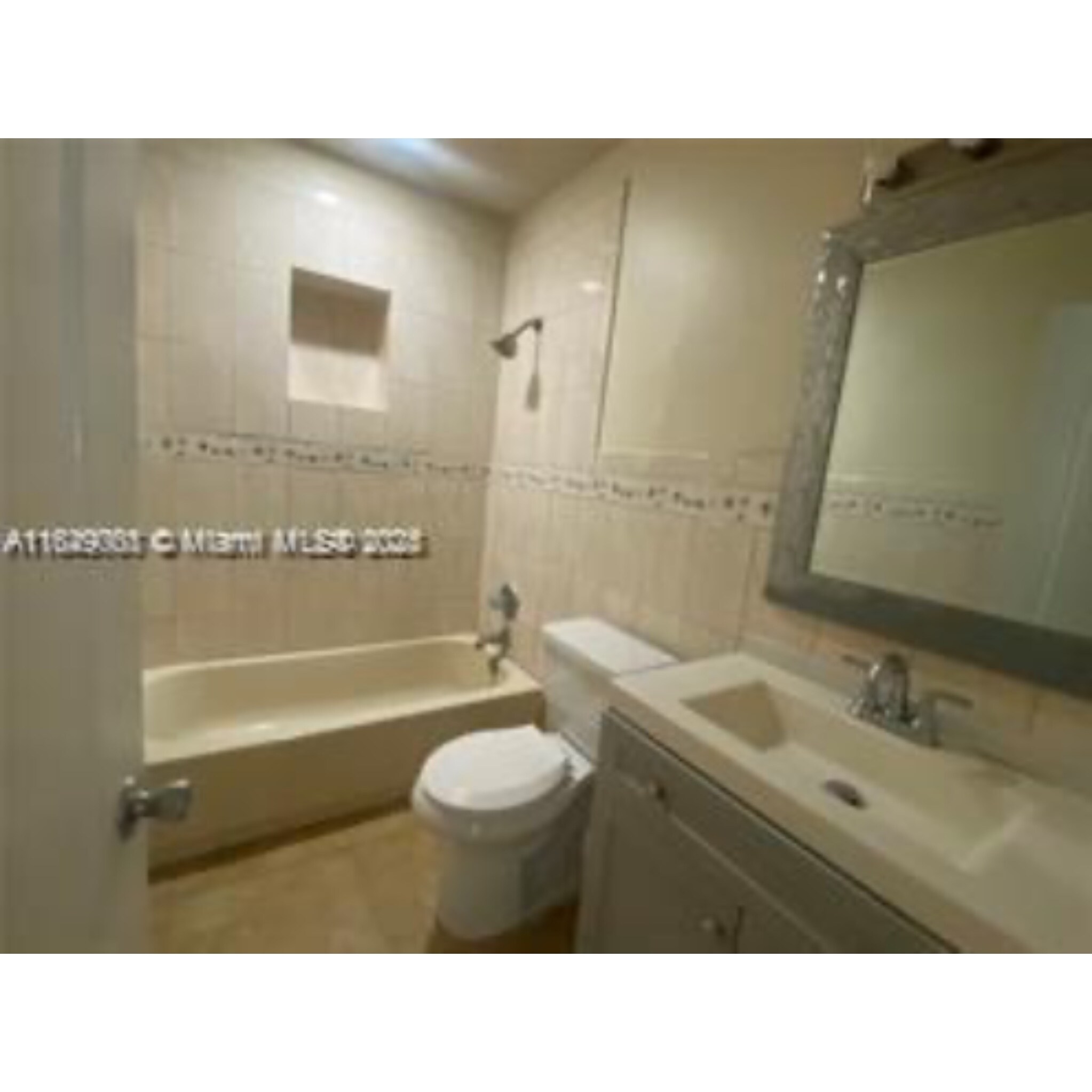 Building Photo - 10440 NW 28th Ct