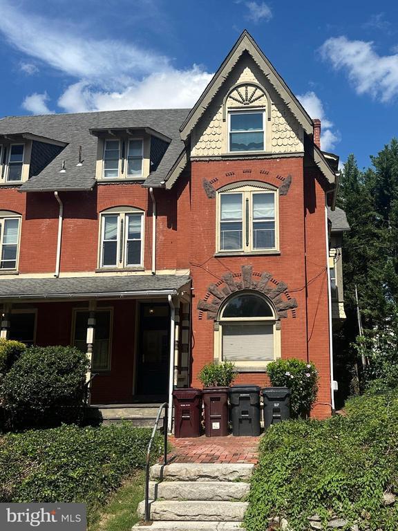Building Photo - 1401 Gilpin Ave