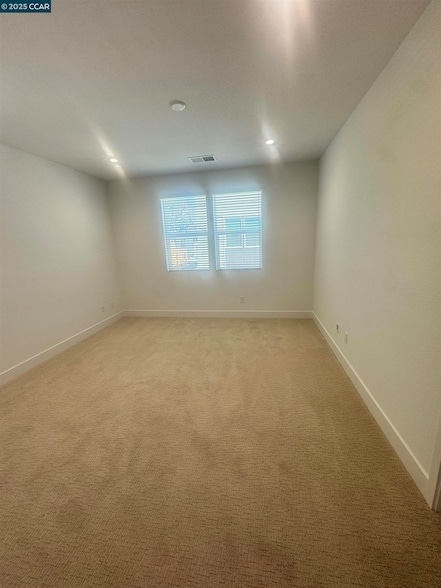 Building Photo - 5601 Linen Ct