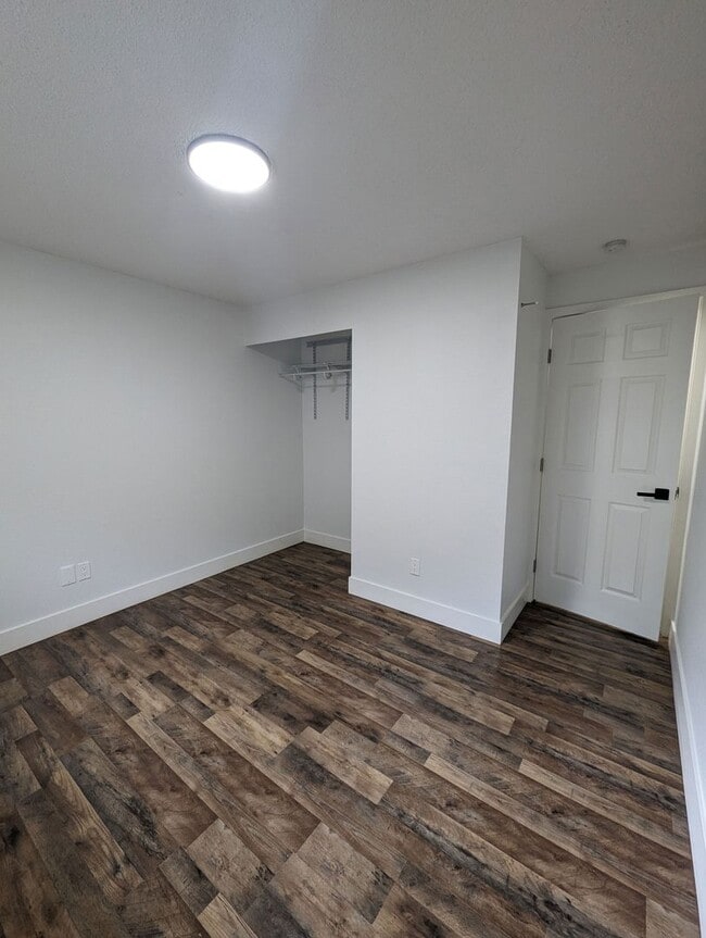 Building Photo - Charming Move-In Ready Rambler with Shop &...