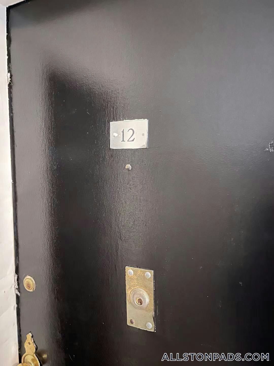 Building Photo - 1160 Commonwealth Ave