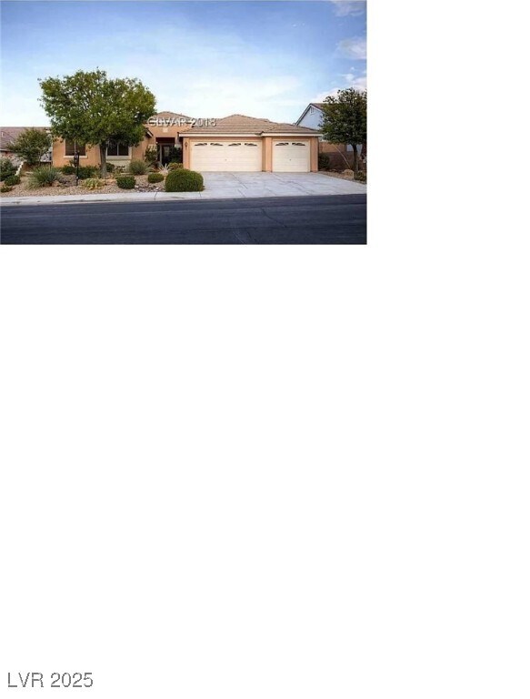 Building Photo - 492 Grassrange Ln