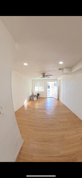 Building Photo - 2806 W Melvin St