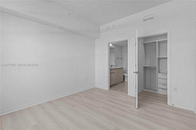 Building Photo - 5579 Millennia Park Dr