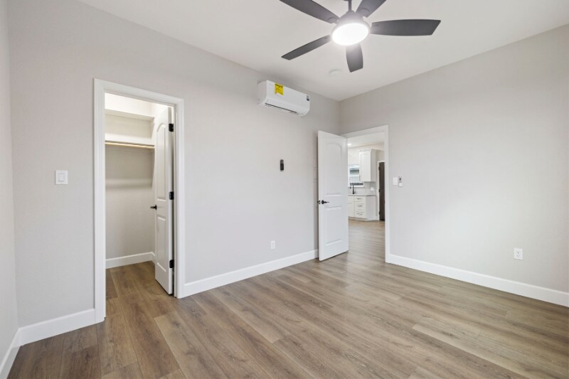 Building Photo - 619 S Sacramento St