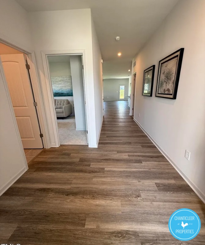 Building Photo - 6762 Hardwick Ln