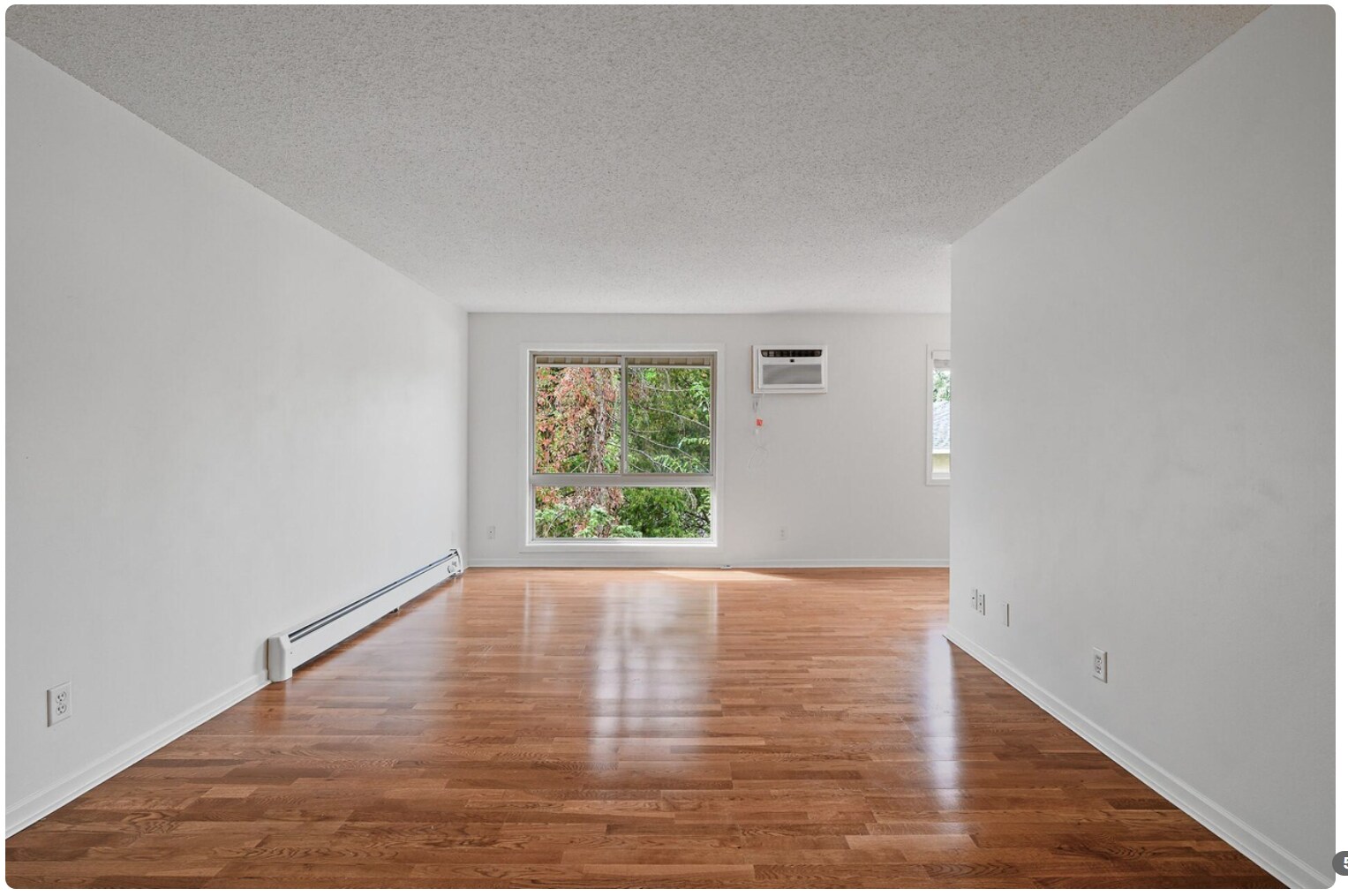 Building Photo - 3540 Hennepin Ave