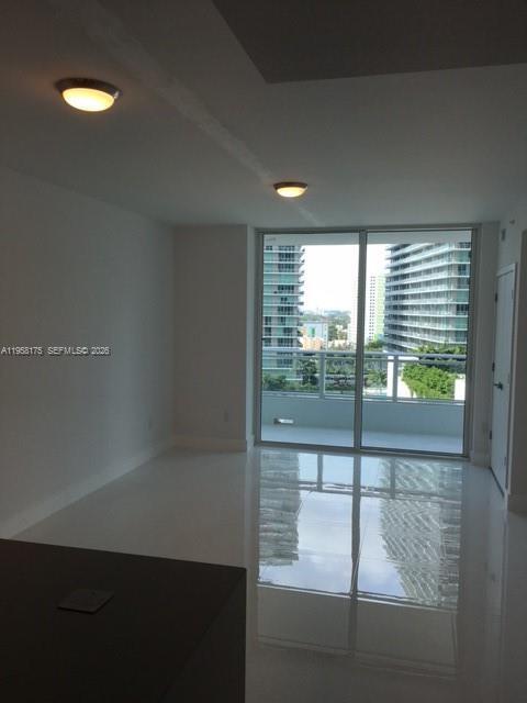 Building Photo - 1080 Brickell Ave