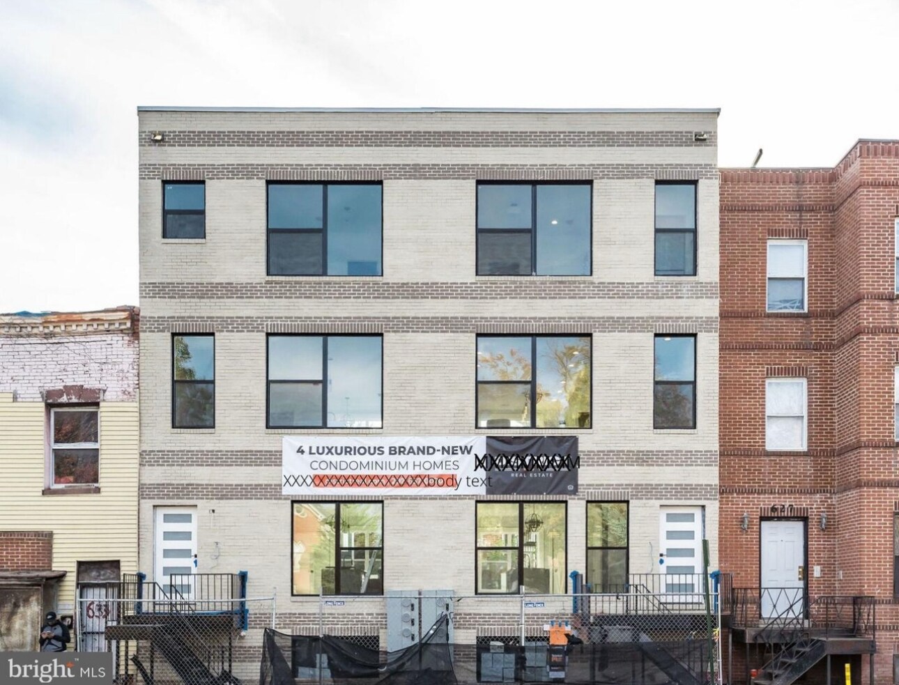 Four unit building. 631 Florida Ave NE #B (Bottom left) - 631 Florida Ave NE