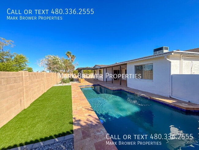Building Photo - 4416 E Capistrano Ave