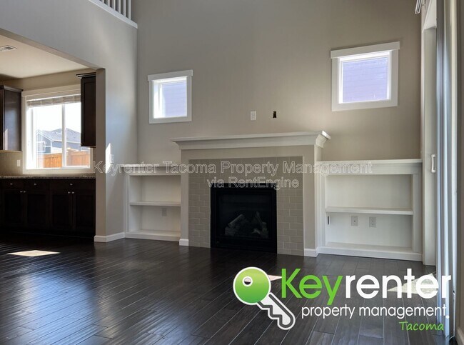 Building Photo - 16128-16181 81 Ave E