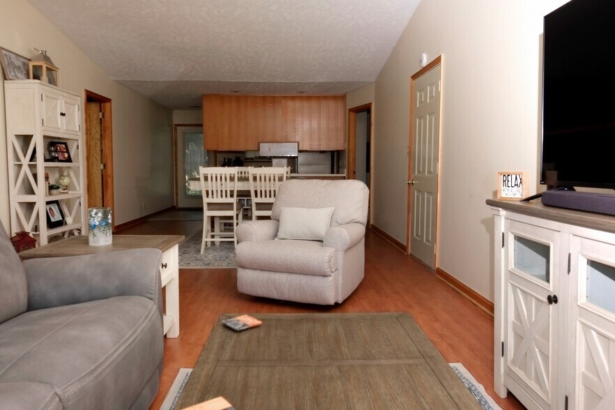 Building Photo - 401 Fielding Ct