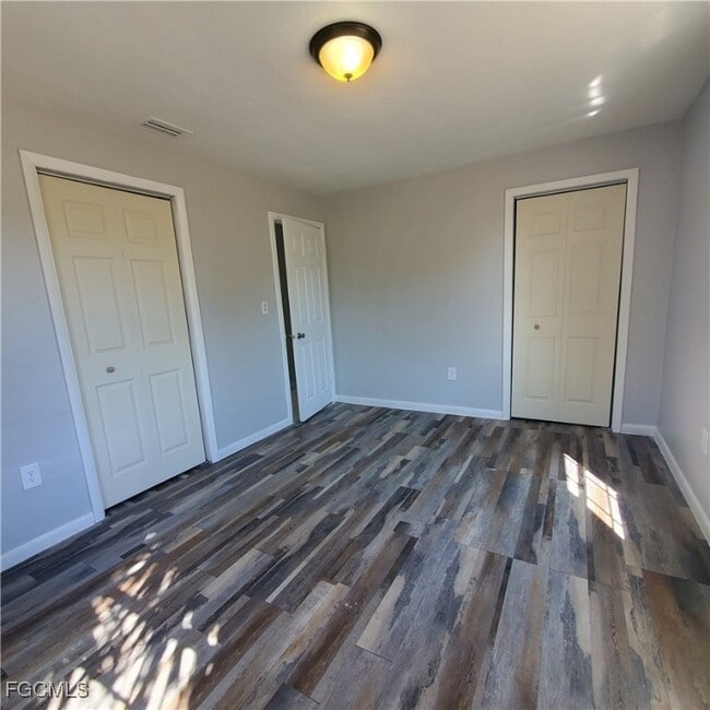 Building Photo - 22025 Beverly Ave